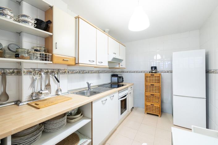 Image No.12-2 Bed Apartment for sale