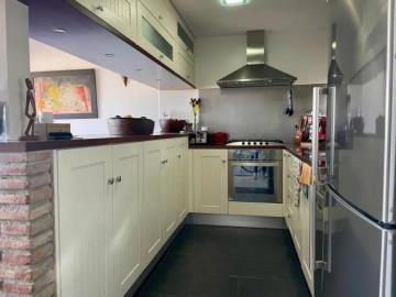 11-20939a0134ad724a8cb2a801094d15a4