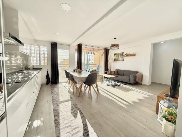 Image No.4-3 Bed Penthouse for sale