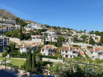 16-ec67b526875bf0124b6ce4328a754439