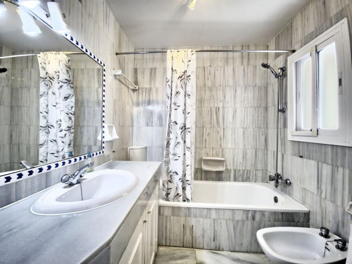 Image No.22-2 Bed Apartment for sale