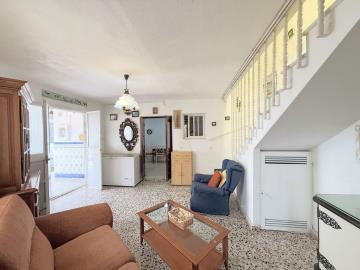 8-e64a9055bba3e77ac8aca3b893cdf826