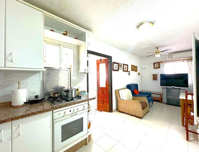 Image No.8-3 Bed Townhouse for sale