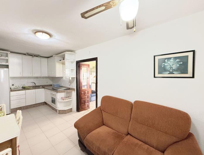 Image No.10-3 Bed Townhouse for sale