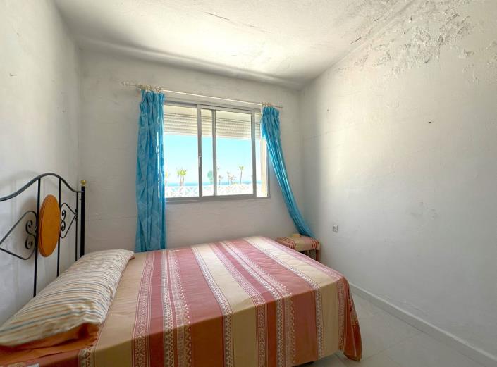 Image No.14-3 Bed Townhouse for sale