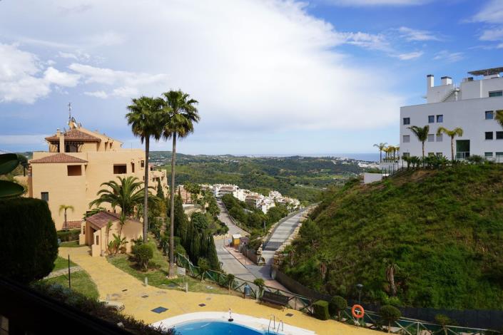 Image No.12-2 Bed Apartment for sale