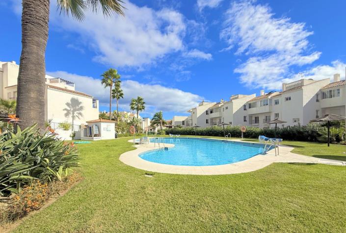 Image No.2-Penthouse de 2 chambres à vendre à Estepona