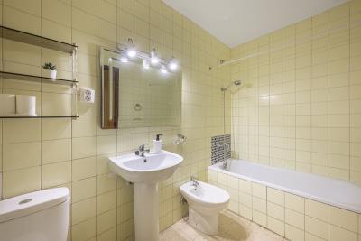 16-ec67b526875bf0124b6ce4328a754439