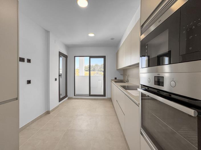 Image No.11-2 Bed Apartment for sale