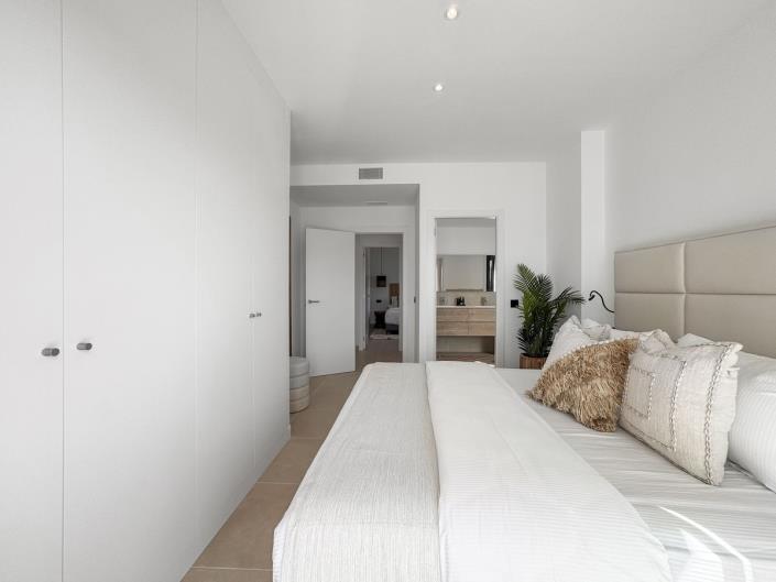 Image No.19-2 Bed Apartment for sale