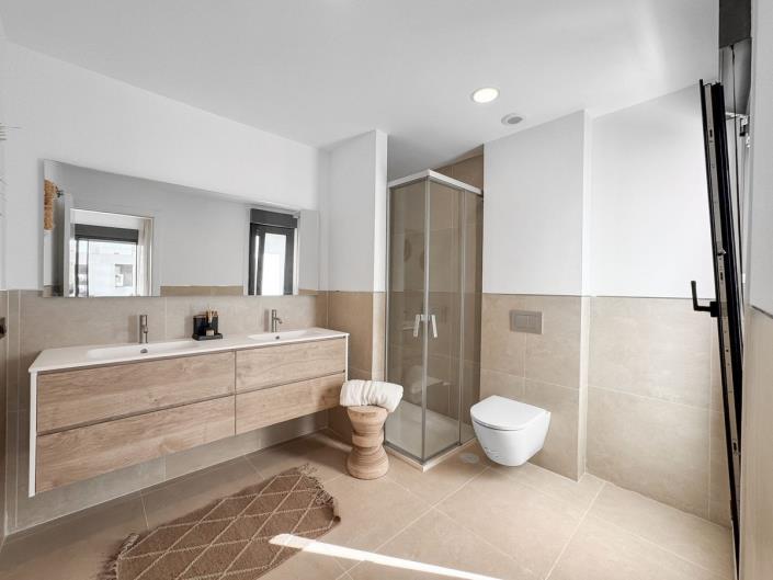 Image No.23-2 Bed Apartment for sale