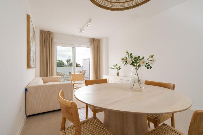 Image No.5-Apartment for sale