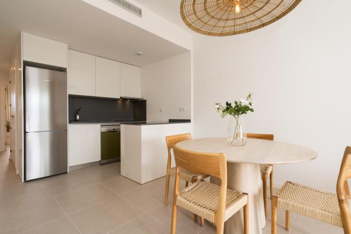 Image No.8-2 Bed Apartment for sale