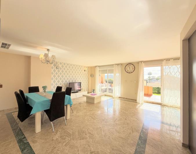 Image No.4-3 Bed Townhouse for sale