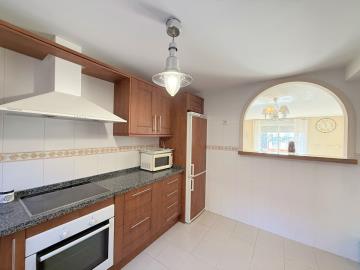 16-ec67b526875bf0124b6ce4328a754439