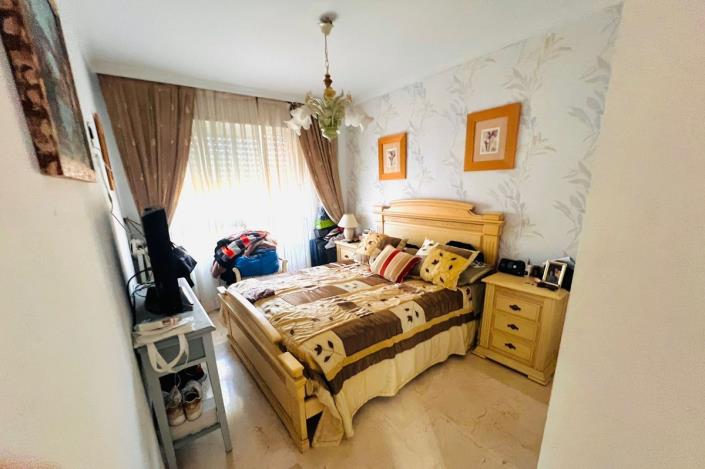 Image No.9-3 Bed Apartment for sale