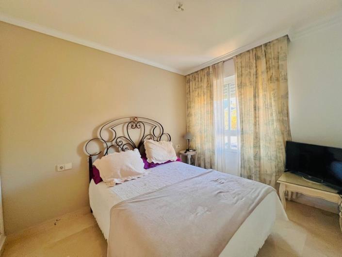 Image No.10-3 Bed Apartment for sale