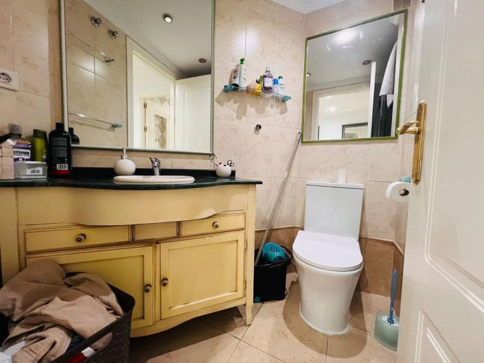 Image No.12-3 Bed Apartment for sale