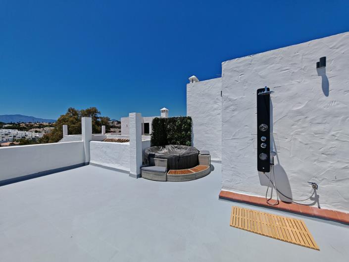 Image No.17-3 Bed Penthouse for sale