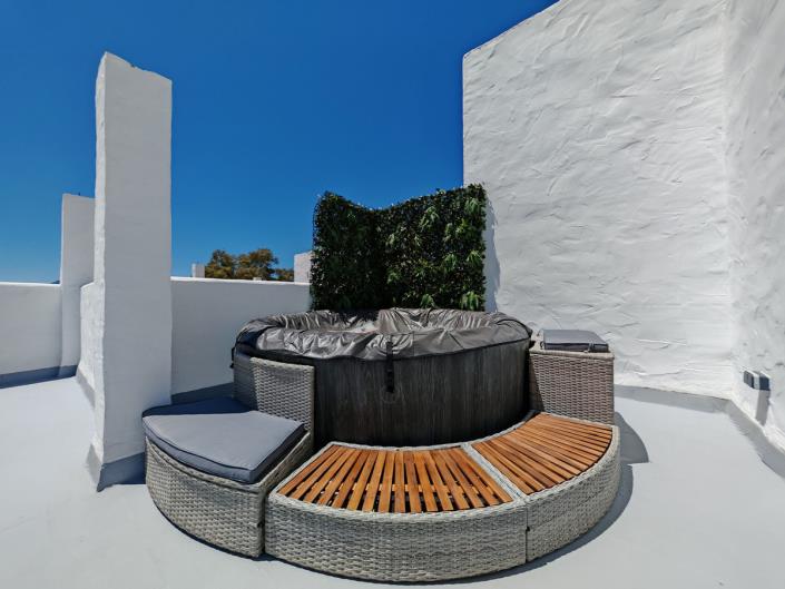 Image No.18-3 Bed Penthouse for sale