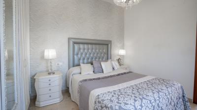 10-bb915d1cb19341576dcdc994b81ab9c5