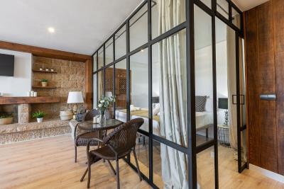 7-aa4cc561180b369757c0bb4af9886cd3