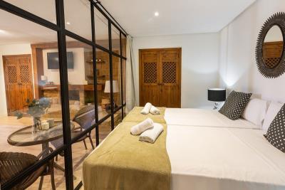 8-e64a9055bba3e77ac8aca3b893cdf826