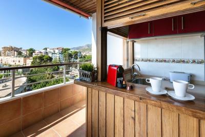 13-5fd73dea700db77384c091ca9818b1a9