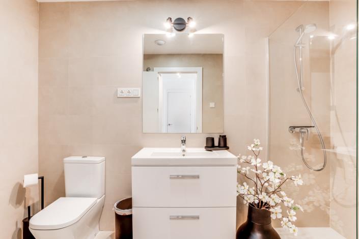 Image No.14-2 Bed Apartment for sale