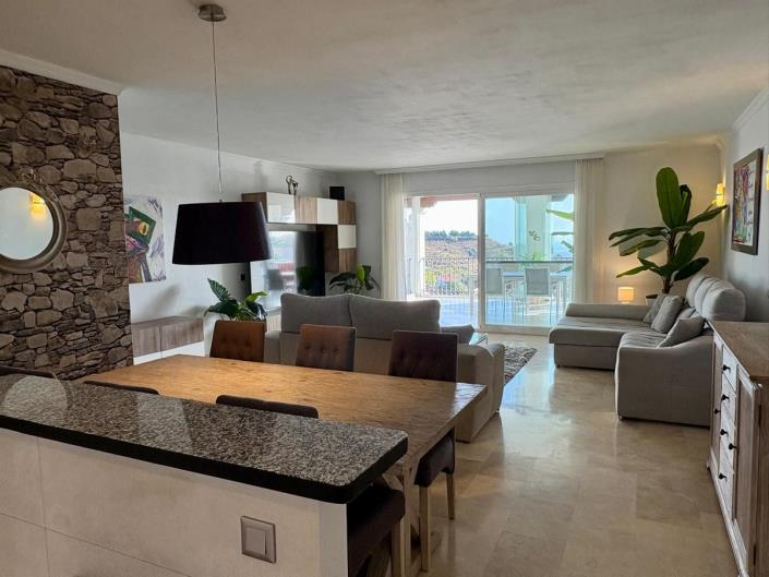 Image No.8-2 Bed Apartment for sale