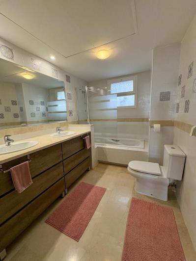 Image No.21-2 Bed Apartment for sale