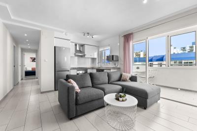 2-5bd7b9d04b45e33852eaf0ec6670150d