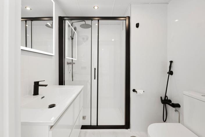 Image No.15-3 Bed Apartment for sale