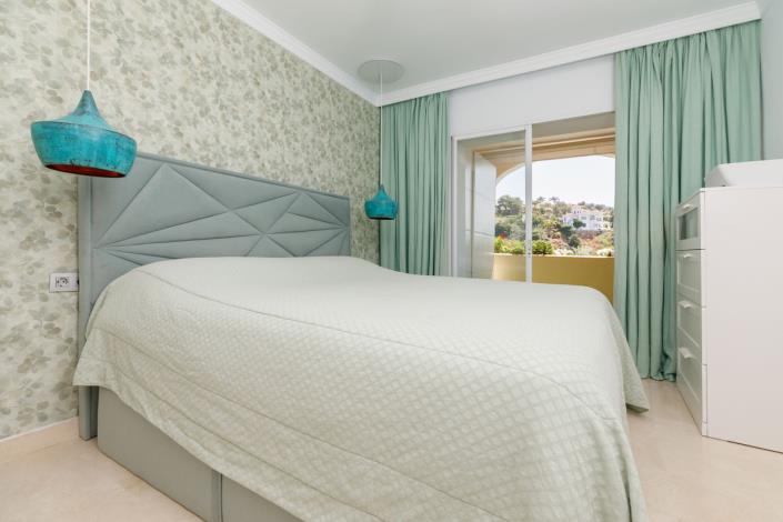 Image No.11-2 Bed Apartment for sale