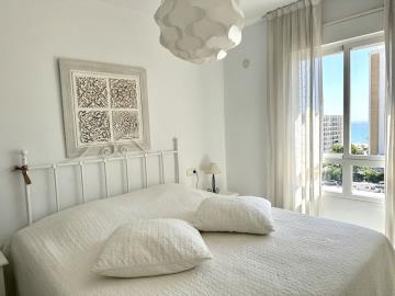 11-20939a0134ad724a8cb2a801094d15a4