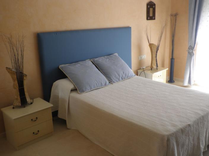 Image No.16-5 Bed Townhouse for sale