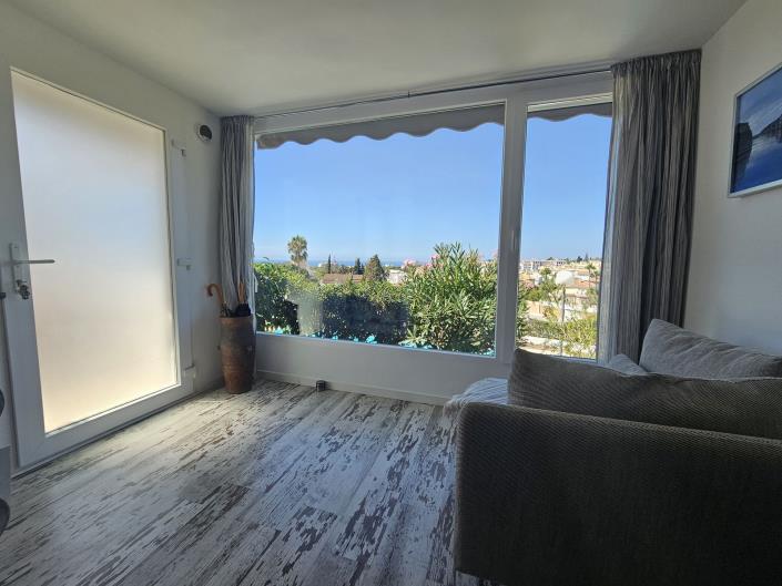 Image No.6-3 Bed Bungalow for sale