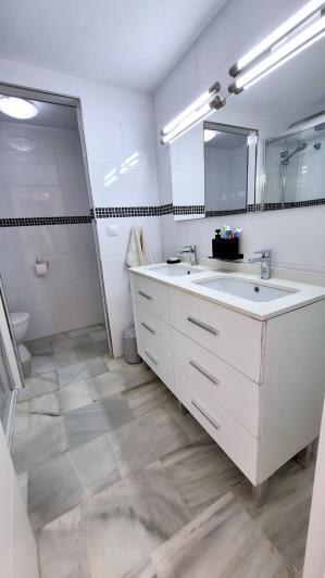 Image No.15-3 Bed Townhouse for sale