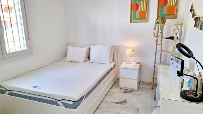 Image No.16-3 Bed Townhouse for sale