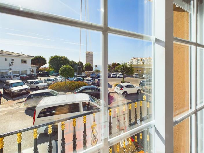 Image No.11-2 Bed Townhouse for sale