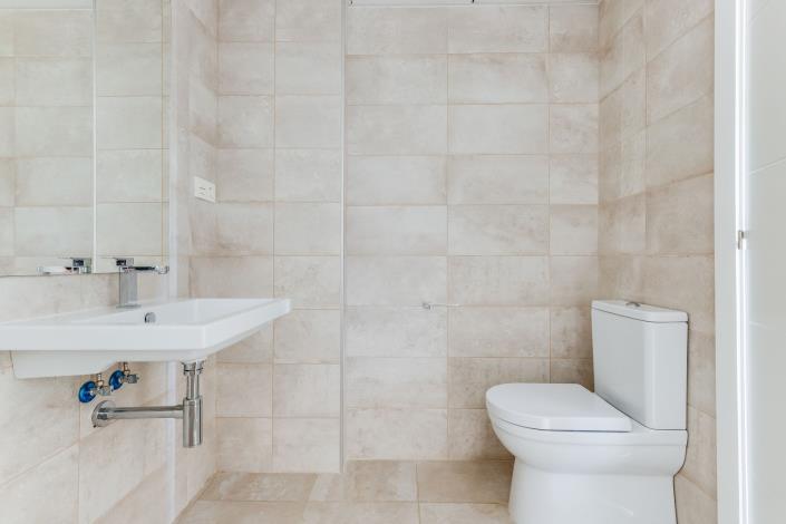 Image No.21-2 Bed Apartment for sale