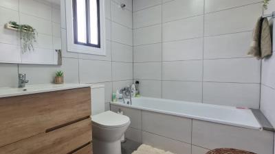 22-bcf8e6250e0bab365f900a8ac31ac040