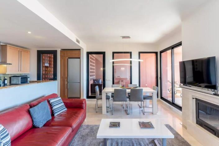 Image No.5-2 Bed Apartment for sale