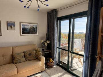 9-467d0cee5b725f3ef65f102a0c2e69c0