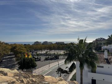 19-d0ed7da2012a09046d307c195d98e7d6