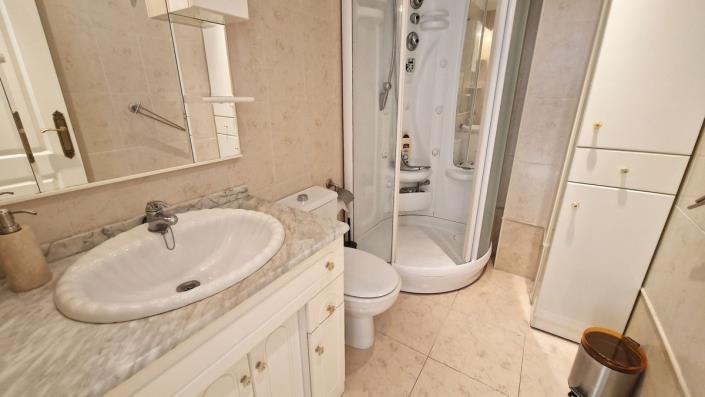 Image No.8-4 Bed Penthouse for sale