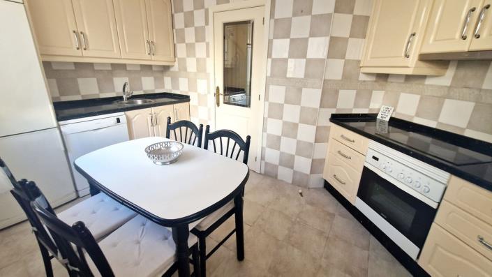 Image No.10-4 Bed Penthouse for sale