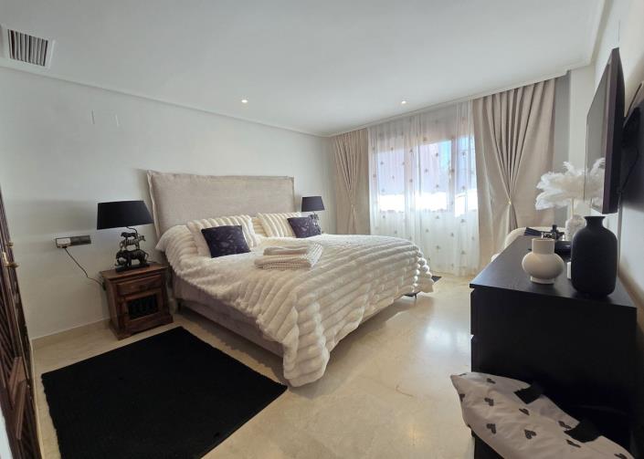 Image No.4-2 Bed Apartment for sale