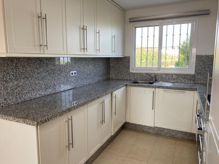 Image No.4-Maison de ville de 3 chambres à vendre à Estepona