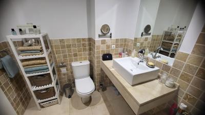 10-bb915d1cb19341576dcdc994b81ab9c5